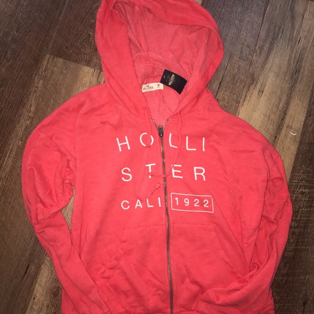 🌺NEW WITH TAG🌺 Hollister Sweater